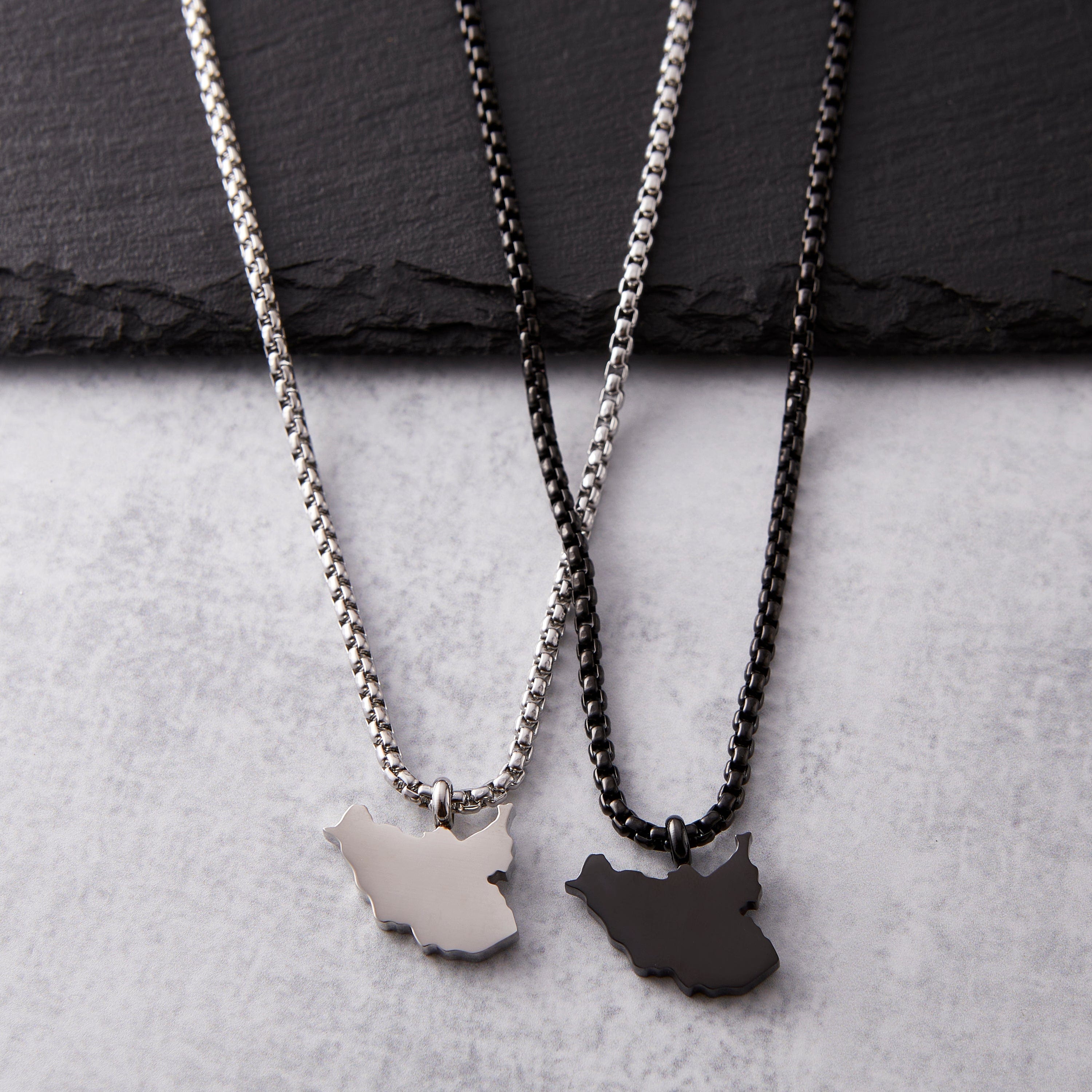 Country Map Necklace | Men - Nominal